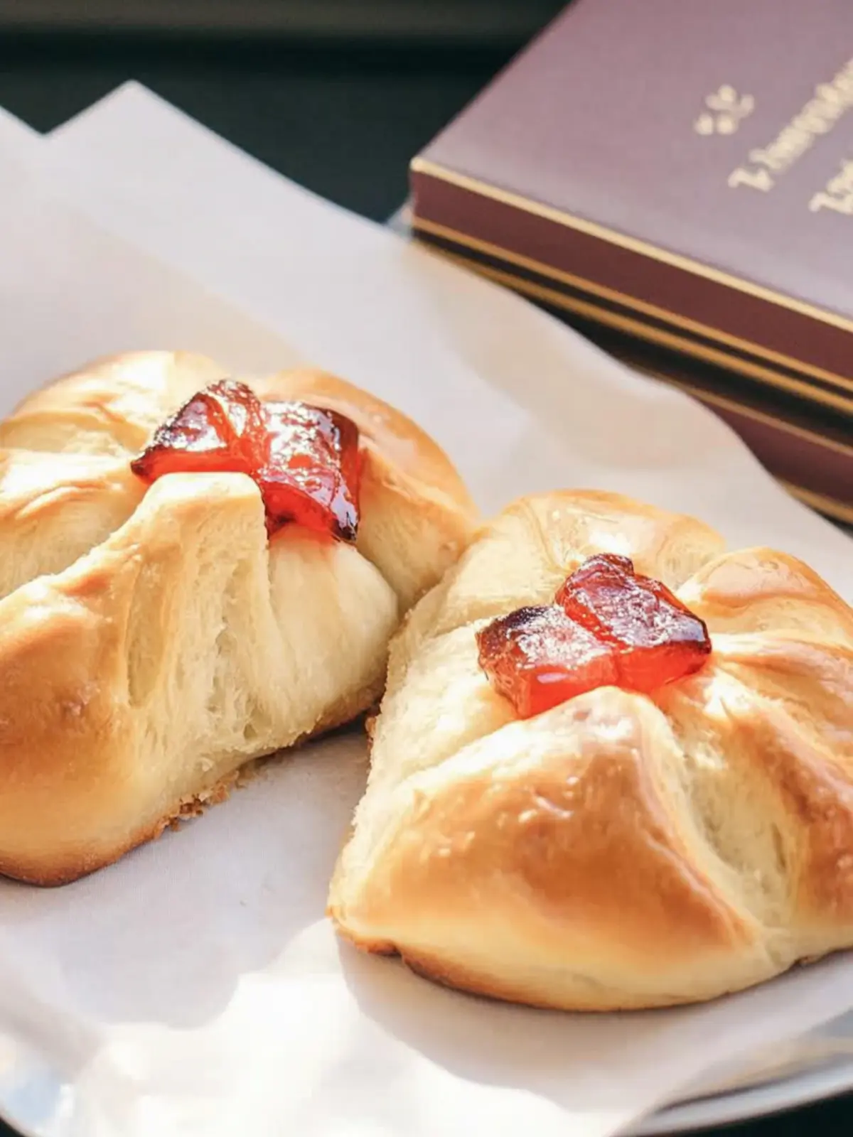 Heavenly St. Martin Luther Bread for Your Festive Table 3 St. Martin Luther Bread