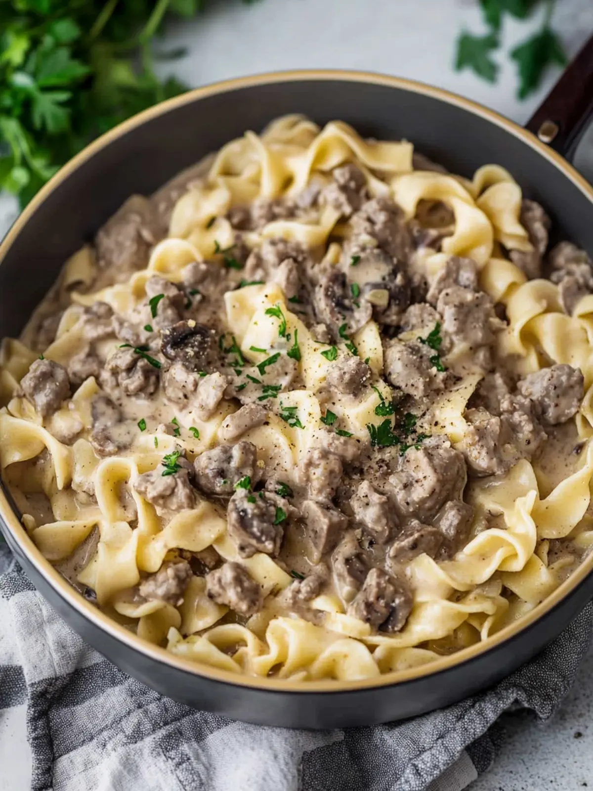 Creamy Hamburger Stroganoff in Just 30 Minutes 3 Hamburger Stroganoff