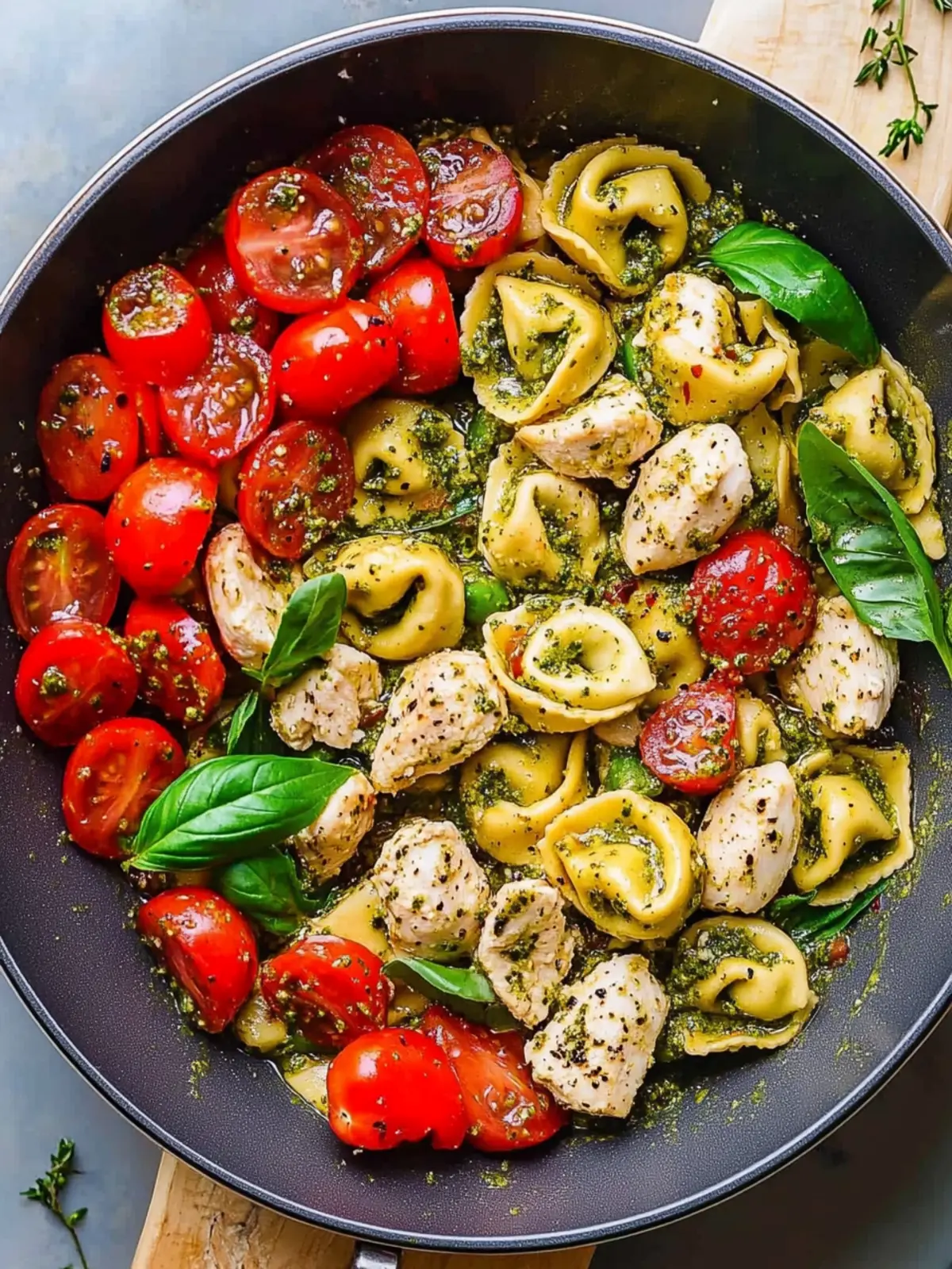Pesto Chicken Tortellini and Veggies
