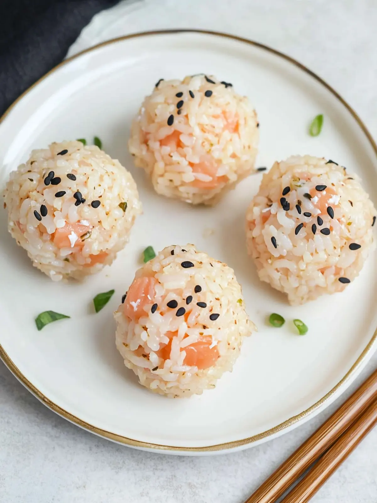 Salmon Rice Balls: Quick, Healthy Bites You’ll Love! 3 Salmon Rice Balls